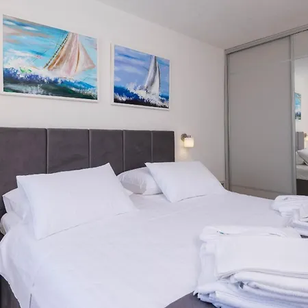 別荘 Ferienhaus Mit Privatpool Fuer 8 Personen Ca 200 Qm In Kuciste, Dalmatien Sueddalmatien クチフェ